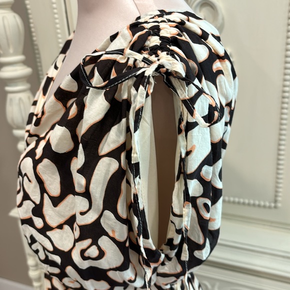 Sincerely Jules Dress Women's
Size Small Floral Boho Peasant Peep Hole Sundress - Picture 3 of 6